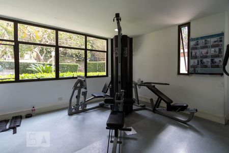 Apartamento para alugar com 100m², 3 quartos e 2 vagasÁrea comum - Academia