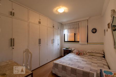 Apartamento para alugar com 100m², 3 quartos e 2 vagasQuarto 2
