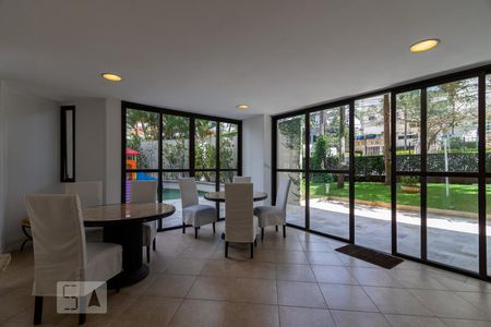 Apartamento para alugar com 100m², 3 quartos e 2 vagasÁrea comum - Salão de festas