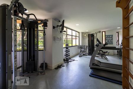 Apartamento para alugar com 100m², 3 quartos e 2 vagasÁrea comum - Academia
