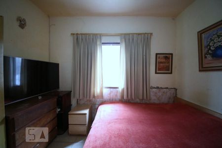 Casa à venda com 358m², 3 quartos e 4 vagasQuarto 1