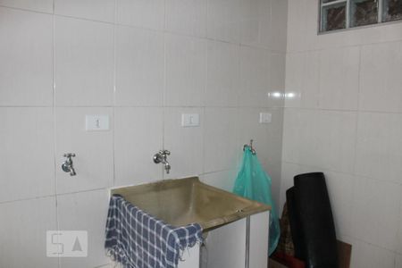 Casa à venda com 100m², 2 quartos e 2 vagasÁrea de Serviço 2
