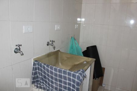 Casa à venda com 100m², 2 quartos e 2 vagasÁrea de Serviço 2