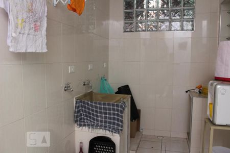 Casa à venda com 100m², 2 quartos e 2 vagasÁrea de Serviço 2