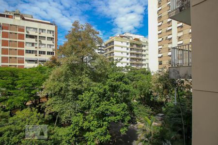 Apartamento para alugar com 200m², 3 quartos e 2 vagas Apartamento para alugar com 200m², 3 quartos e 2 vagasvista da Sala de Jantar