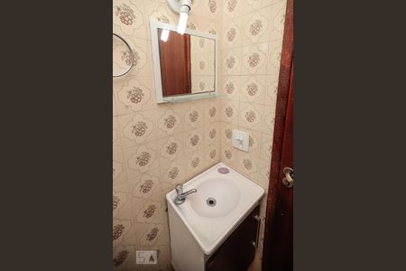 Banheiro de apartamento para alugar com 1 quarto, 40m² em Quintino Bocaiúva, Rio de Janeiro