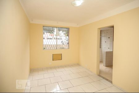 Sala de apartamento para alugar com 1 quarto, 40m² em Quintino Bocaiúva, Rio de Janeiro