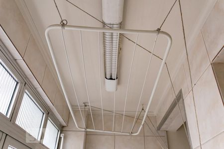 Apartamento para alugar com 105m², 3 quartos e sem vagaDetalhe