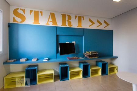 Apartamento para alugar com 43m², 2 quartos e sem vagaÁrea comum