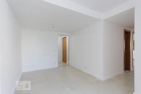 Sala de apartamento para alugar com 3 quartos, 100m² em Anil, Rio de Janeiro