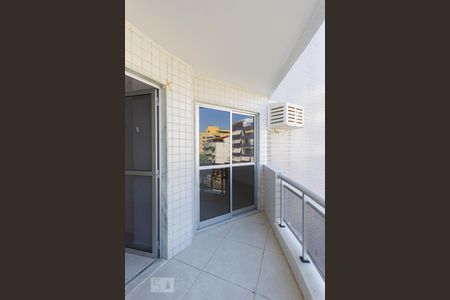 Varanda Sala/Quarto 1 de apartamento para alugar com 3 quartos, 100m² em Anil, Rio de Janeiro