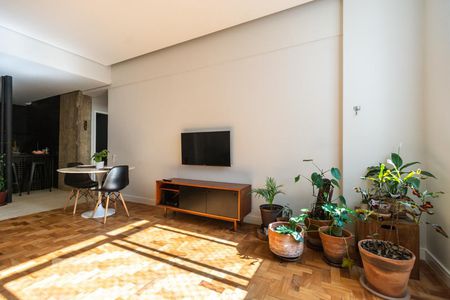 Sala de apartamento à venda com 2 quartos, 82m² em Bela Vista, São Paulo