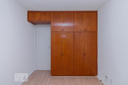Quarto 1 de apartamento para alugar com 3 quartos, 136m² em Barra Funda, São Paulo