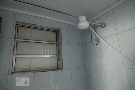 Banheiro de kitnet/studio para alugar com 1 quarto, 40m² em Cidade Líder, São Paulo