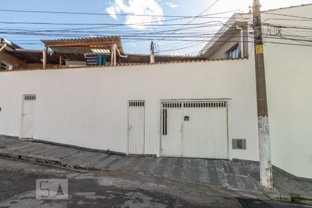 Studio para alugar com 40m², 1 quarto e sem vaga Studio para alugar com 40m², 1 quarto e sem vagaFachada