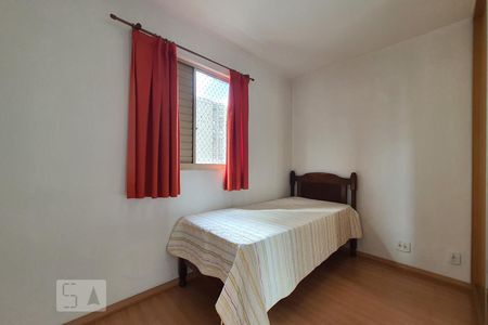 Apartamento para alugar com 67m², 3 quartos e 1 vagaQuarto 2