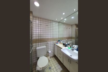 Banheiro da suíte de apartamento para alugar com 3 quartos, 67m² em Ipiranga, São Paulo