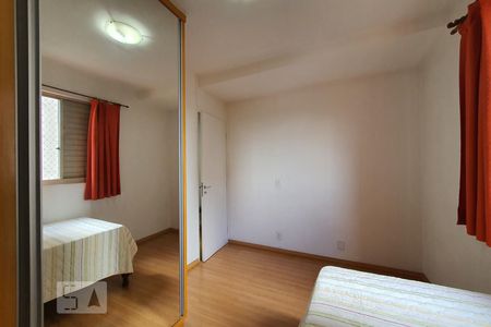 Apartamento para alugar com 67m², 3 quartos e 1 vagaQuarto 2