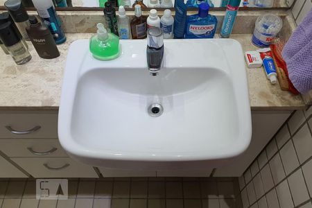 Banheiro da suíte de apartamento para alugar com 3 quartos, 67m² em Ipiranga, São Paulo