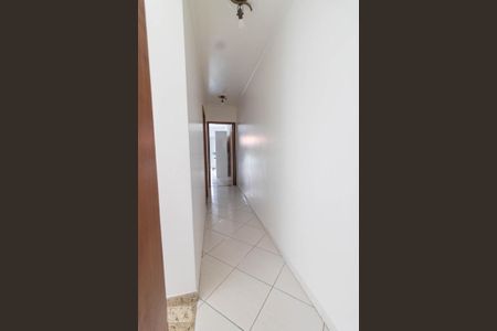 Corredor de casa à venda com 3 quartos, 175m² em Jardim Santo Antônio, Santo André