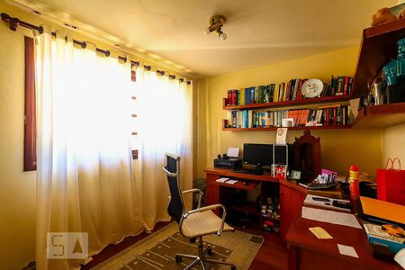 Casa à venda com 650m², 6 quartos e 6 vagasDormitório 2