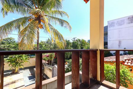 Casa à venda com 650m², 6 quartos e 6 vagasVaranda