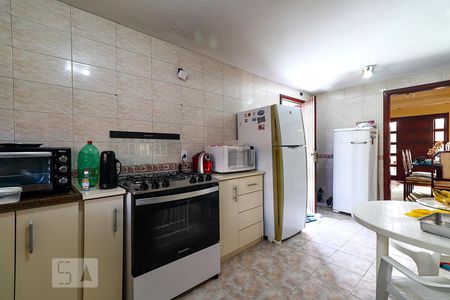 Casa à venda com 650m², 6 quartos e 6 vagasCozinha
