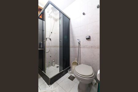 Casa à venda com 650m², 6 quartos e 6 vagasBanheiro Dormitorio 1