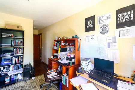 Casa à venda com 650m², 6 quartos e 6 vagasDormitório 5