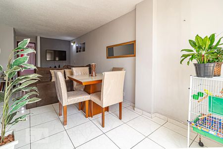 Sala de apartamento à venda com 2 quartos, 56m² em Taquara, Rio de Janeiro