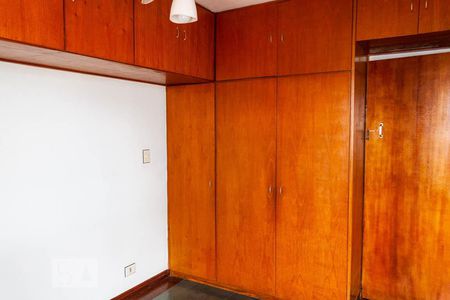 Apartamento à venda com 65m², 2 quartos e 1 vagaQuarto 2 - Armários