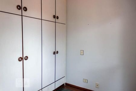 Quarto 1 - Armários de apartamento para alugar com 2 quartos, 65m² em Vila Maria Alta, São Paulo