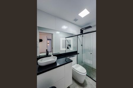 Banheiro de apartamento à venda com 1 quarto, 38m² em Sé, São Paulo
