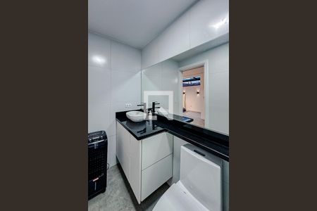 Banheiro de apartamento à venda com 1 quarto, 38m² em Sé, São Paulo
