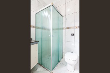 Banheiro de apartamento à venda com 3 quartos, 90m² em Vila Assunção, Santo André