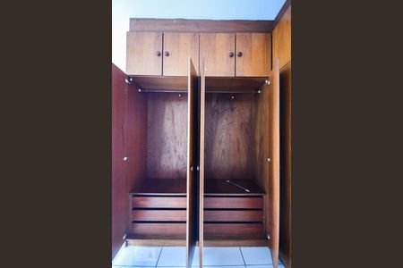 Apartamento à venda com 53m², 2 quartos e 1 vagaArmário do quarto 2