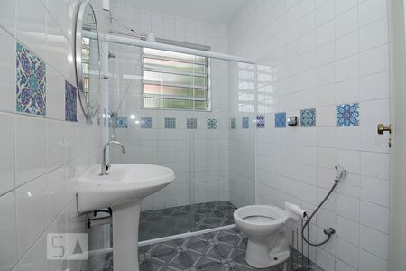 Casa para alugar com 75m², 2 quartos e sem vagaBanheiro piso superior