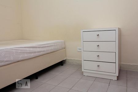 Casa para alugar com 75m², 2 quartos e sem vagaDetalhe quarto 1