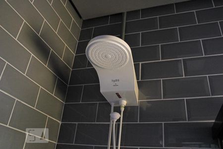 Studio para alugar com 12m², 1 quarto e sem vagaChuveiro