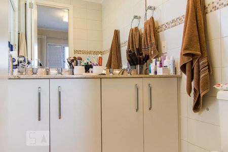 Apartamento à venda com 82m², 3 quartos e 2 vagasBanheiro da Suíte