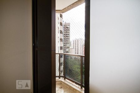 Apartamento à venda com 89m², 2 quartos e 1 vagaSuíte