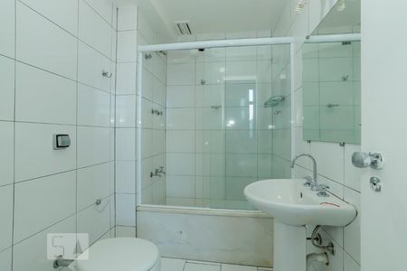 Banheiro - Suite de apartamento para alugar com 3 quartos, 146m² em Copacabana, Rio de Janeiro
