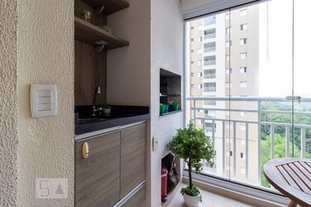 Varanda de apartamento à venda com 2 quartos, 74m² em Jardim Tupanci, Barueri