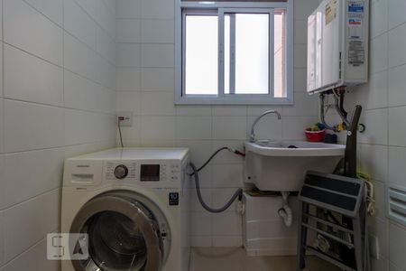 Área de Serviço de apartamento à venda com 2 quartos, 74m² em Jardim Tupanci, Barueri