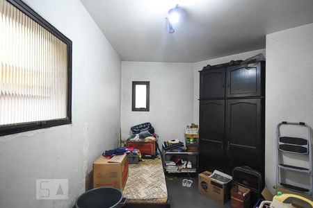 Casa de condomínio à venda com 300m², 3 quartos e 4 vagas Casa de condomínio à venda com 300m², 3 quartos e 4 vagasÁrea de serviço