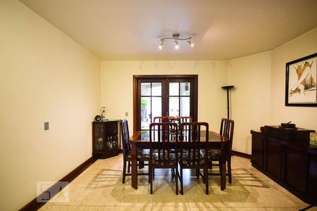 Sala de jantar de casa de condomínio à venda com 3 quartos, 300m² em Jardim Ampliação, São Paulo