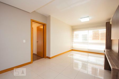 Sala  de apartamento para alugar com 2 quartos, 84m² em São João, Porto Alegre