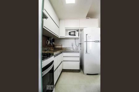 Apartamento para alugar com 61m², 2 quartos e 1 vaga Apartamento para alugar com 61m², 2 quartos e 1 vagaCozinha