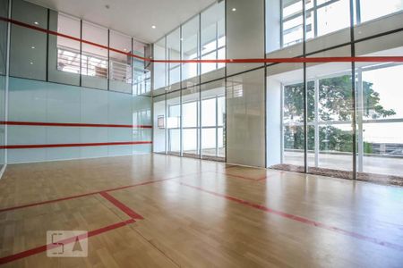 Apartamento para alugar com 61m², 2 quartos e 1 vaga Apartamento para alugar com 61m², 2 quartos e 1 vagaÁrea comum - Quadra de Squash