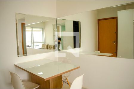 Sala de apartamento para alugar com 2 quartos, 61m² em Setor Marista, Goiânia